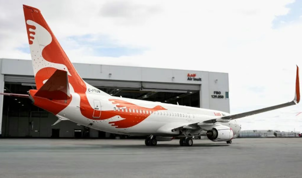 全球首架737-800 Combi客货两用飞机