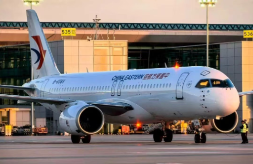 东航 C919 新航季扩线 推出优享赠机模活动